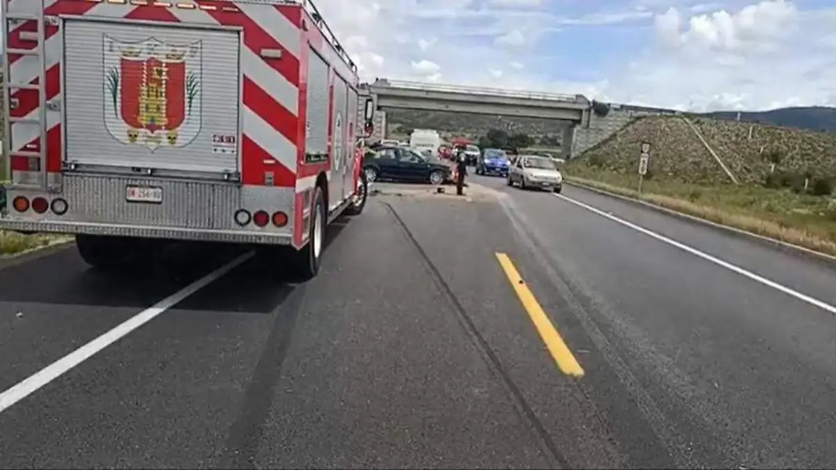 Choque en la Autopista Amozoc-Perote deja una persona sin vida